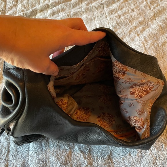 Leather hobo bag - Picture 3 of 3